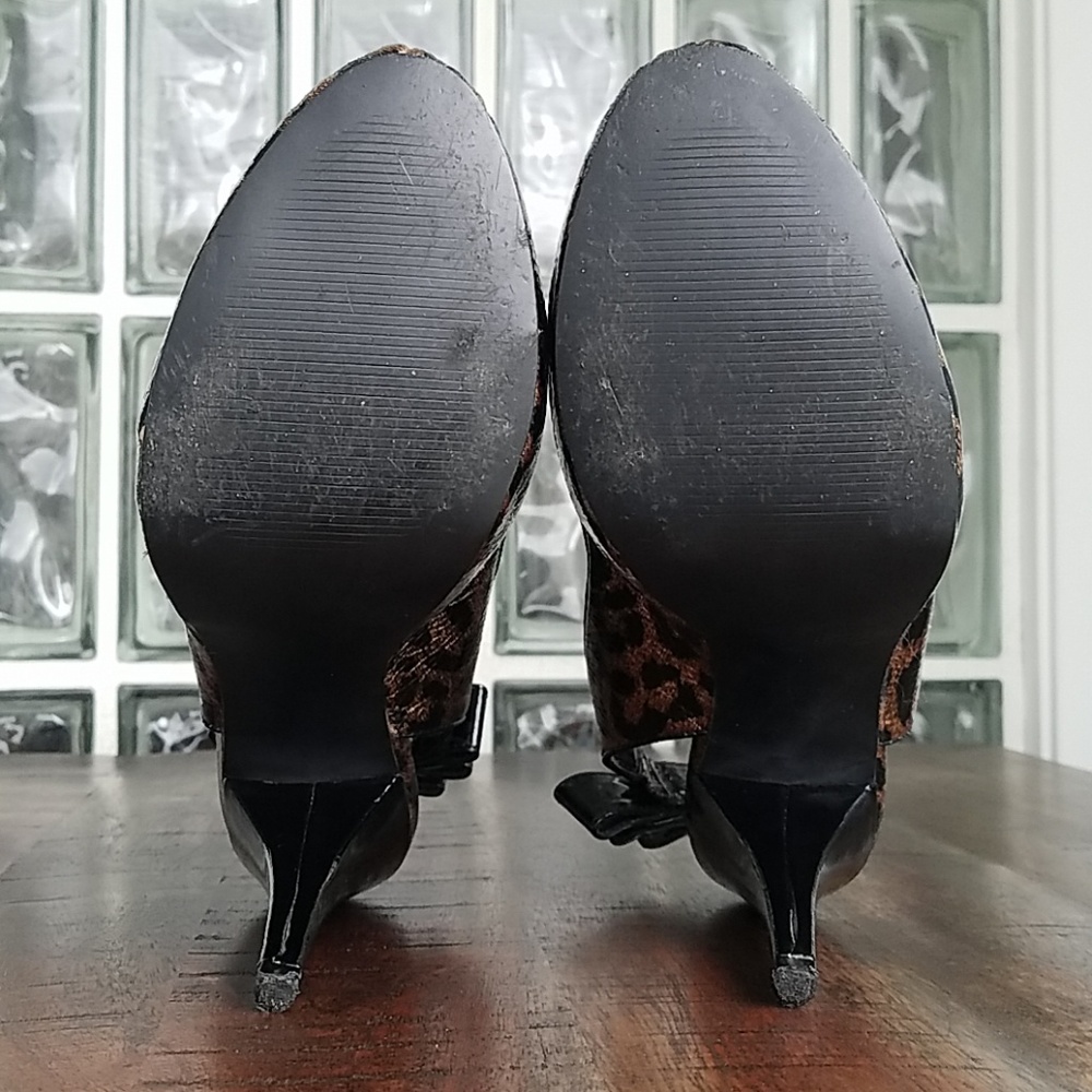 Steve Madden Mevas Leopard Stilleto - Picture 5 of 8